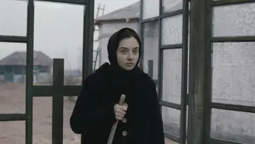 Задник до фильму"După dealuri" #469121