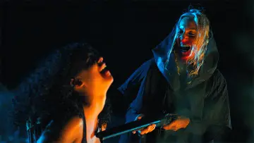 Задник до фильму"Night of the Bastard" #446777
