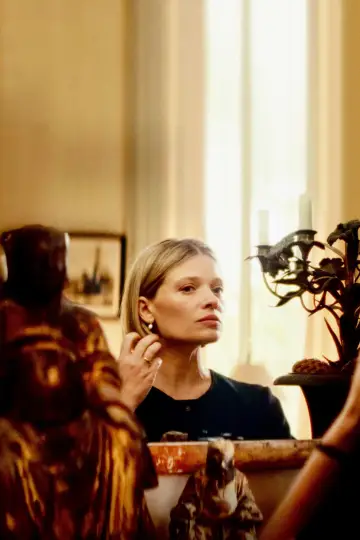 Постер до фільму "La Femme de" #1211146