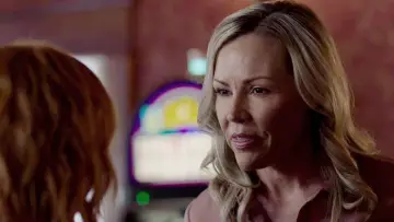 Задник до фильму"Reba McEntire