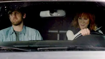 Задник до фильму"Reba McEntire
