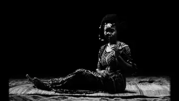 Задник до фільму "Mami Wata" #199570