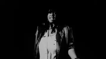Задник до фільму "Goodbye Horses: The Many Lives of Q Lazzarus" #1582051
