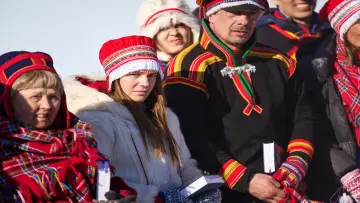 Задник до фільму "Крадіжка" #458224