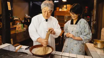 Задник до фильму"土を喰らう十二ヵ月" #367031