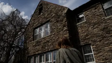 Задник до фильму"Hell House LLC Origins: The Carmichael Manor" #169449