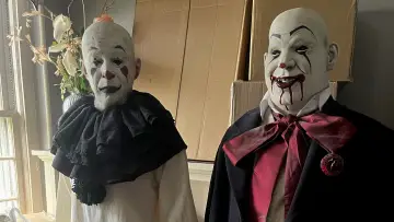 Задник до фильму"Hell House LLC Origins: The Carmichael Manor" #313673