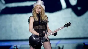 Задник до фільму "In France with Madonna" #1578827