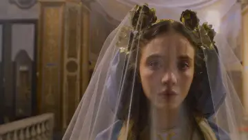 Задник до фильму"Проклята Діва" #453065