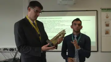 Задник до фільму "Odchádzania" #1624920