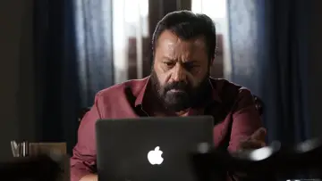 Задник до фильму"ജെ‌എസ്‌കെ" #860197
