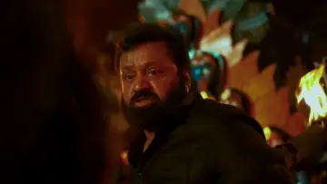 Задник до фильму"ജെ‌എസ്‌കെ" #860203