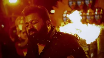 Задник до фильму"ജെ‌എസ്‌കെ" #860206