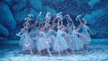 Задник до фильму"New York City Ballet: George Balanchine