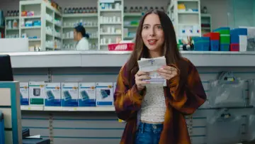 Задник до фильму"Drugstore June" #192674