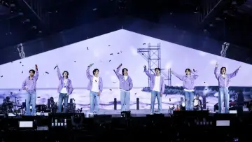 Задник до фильму"방탄소년단: 옛 투 컴 인 시네마" #407939