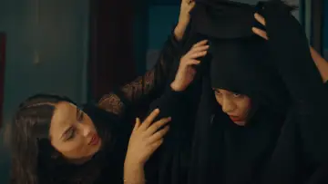 Задник до фильму"Les Filles d