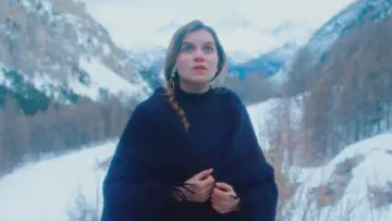 Задник до фильму"L