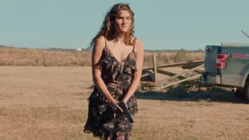 Задник до фильму"Girl With a Gun" #371406