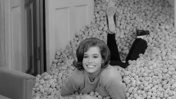 Задник до фільму "Being Mary Tyler Moore" #1651392