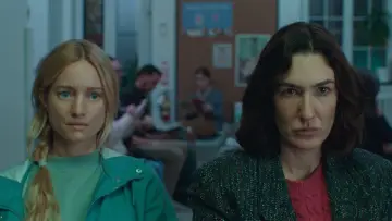 Задник до фильму"Deux femmes en or" #533858