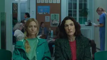 Задник до фильму"Deux femmes en or" #766688