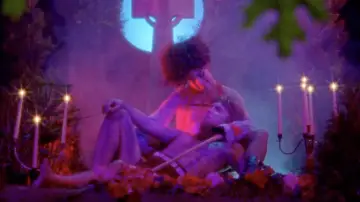 Задник до фільму "Dead Lover" #975739