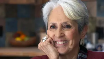 Задник до фільму "Joan Baez: I Am a Noise" #1391322