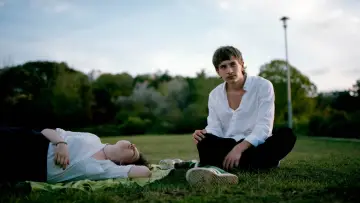 Задник до фильму"Magyarázat mindenre" #401792