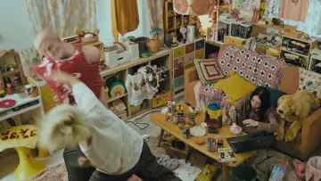 Задник до фільму "ベイビーわるきゅーれ2ベイビー" #1004717