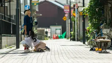 Задник до фильму"ベイビーわるきゅーれ2ベイビー" #480318