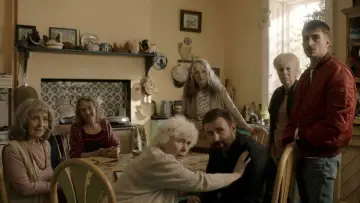 Задник до фильму"Four Mothers" #694080