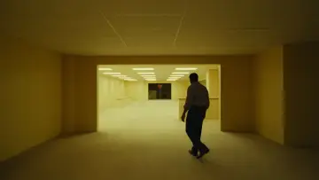 Задник до фильму"Backrooms: Залаштунки" #814907
