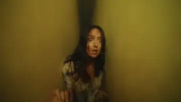 Задник до фильму"Backrooms: Залаштунки" #908255