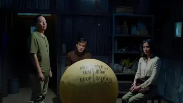 Задник до фильму"Kembang Api" #466015