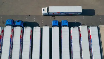 Задник до фільму "Tombés du camion" #504792