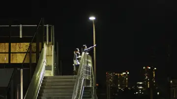 Задник до фільму "夜明けのすべて" #540699