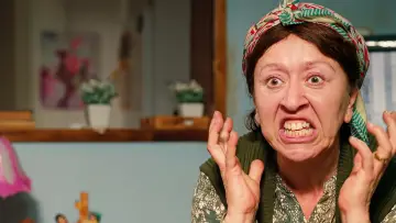 Задник до фільму "Çok Aşk" #1107998