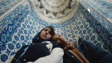 Задник до фильму"Brides" #786835