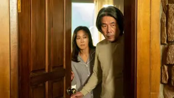 Задник до фильму"오후 네시" #979019