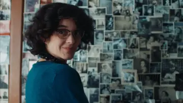 Задник до фильму"Little Girl Blue" #418536