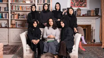 Задник до фильму"Reading Lolita in Tehran" #619195