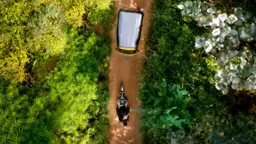 Задник до фільму "கொட்டுக்காளி" #1015734