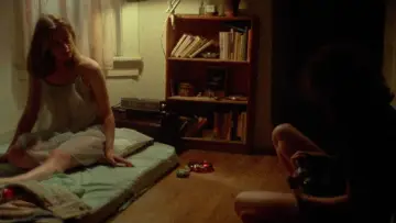 Задник до фильму"Girlfriends" #698563
