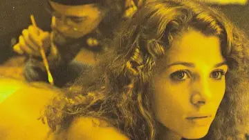 La muchacha de las bragas de oro постер