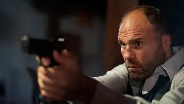 Задник до фильму"Hijacked" #493094