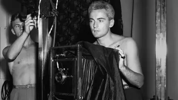 Задник до фільму "Hidden Master: The Legacy of George Platt Lynes" #1112191