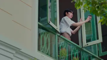 Задник до фильму"ดับแสงรวี" #377138