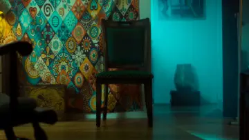 Задник до фільму "The Chair" #1430188