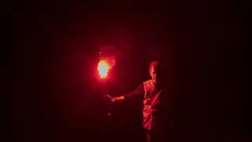 Задник до фільму "Jouer avec le feu" #835617
